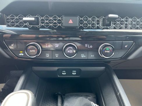 Used 2023 Honda Accord EX-L image 17