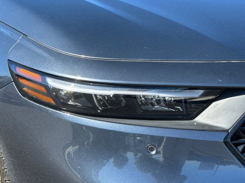 Used 2024 Honda Accord Touring image 12