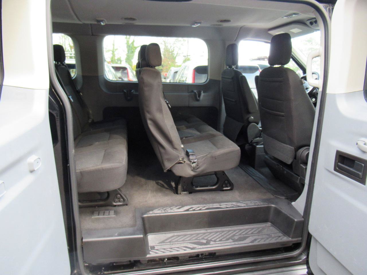 Used 2017 Ford Transit 150 XL RWD image 18
