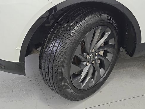 Used 2022 Land Rover Discovery S R-Dynamic image 33