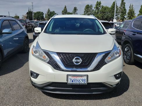 Used 2017 Nissan Murano SL w/ Cargo Package FWD image 2