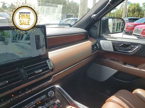 New 2024 Lincoln Navigator Reserve image 26