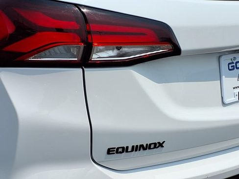 Used 2022 Chevrolet Equinox RS FWD image 24