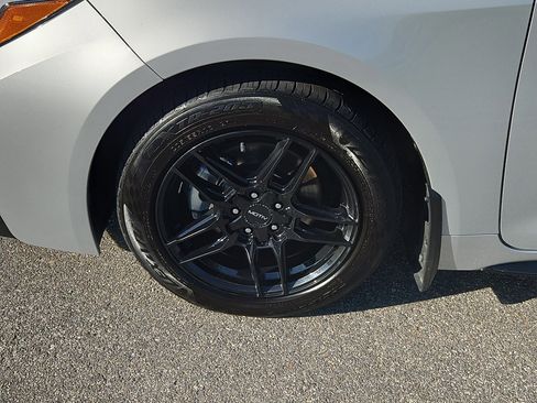 Used 2024 Toyota Corolla SE image 7