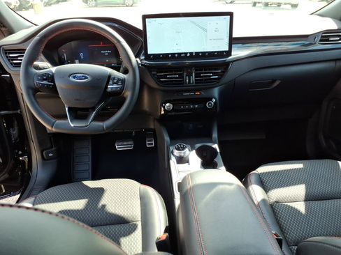 Used 2023 Ford Escape ST-Line w/ Tech Pack #1 AWD/4WD image 15