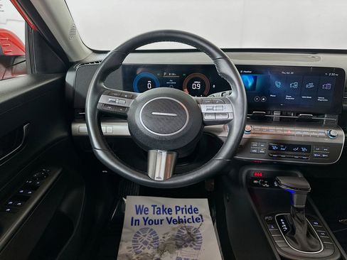 Used 2025 Hyundai Kona SEL AWD/4WD image 20