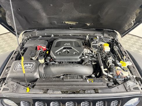 Used 2020 Jeep Wrangler Unlimited Rubicon w/ Dual Top Group image 39