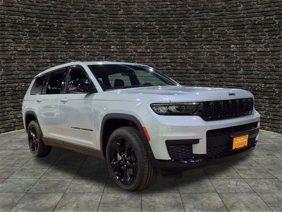 Used 2023 Jeep Grand Cherokee L Laredo