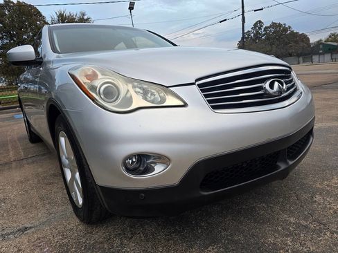 Used 2010 INFINITI EX35 Journey image 3