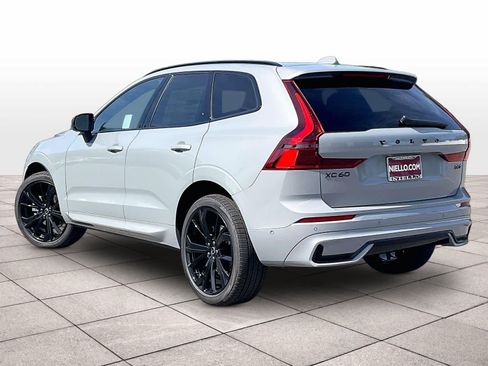 New 2026 Volvo XC60 B5 Ultra w/ Climate Package AWD/4WD image 3