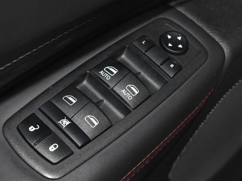 Used 2023 Dodge Durango GT AWD/4WD image 6