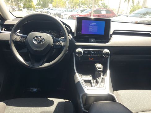 Certified 2025 Toyota RAV4 XLE w/ Convenience Package FWD image 11