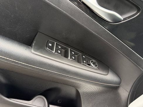 Used 2023 Kia Forte GT-Line FWD image 6