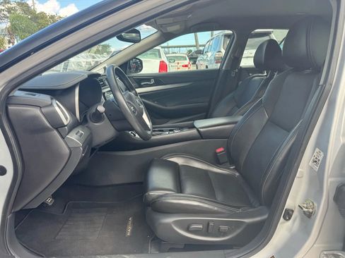 Used 2017 Nissan Maxima 3.5 SV image 10