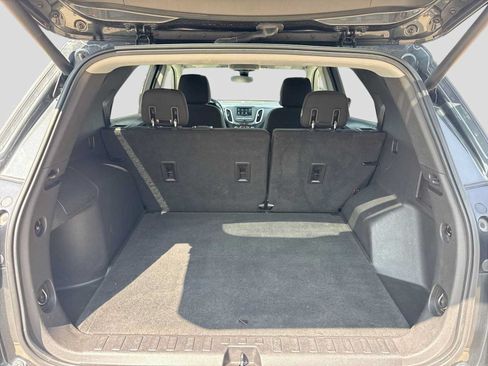 Used 2019 Chevrolet Equinox LT w/ Driver Convenience Package AWD/4WD image 31