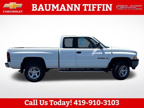 Used 1999 Dodge Ram 1500 Truck 4x4 Club Cab image 2