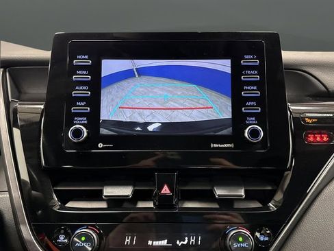 Used 2023 Toyota Camry SE image 8