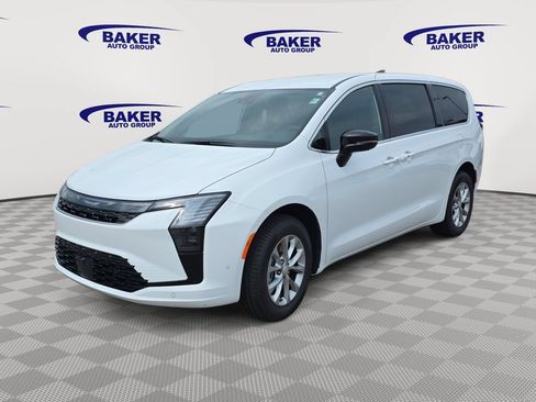 New 2027 Chrysler Pacifica Select AWD/4WD image 7