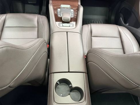 Certified 2021 Mercedes-Benz GLS 450 4MATIC image 37