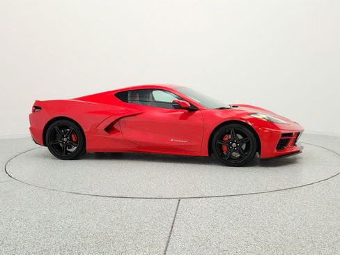 Used 2024 Chevrolet Corvette Stingray Coupe RWD image 4