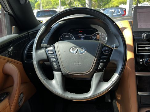 Used 2024 INFINITI QX80 Sensory AWD/4WD image 34