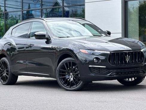 Used 2022 Maserati Levante GT AWD/4WD image 1