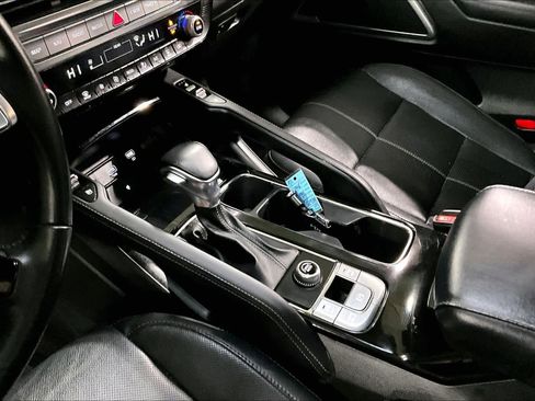 Used 2022 Kia Telluride EX w/ Towing Package image 16