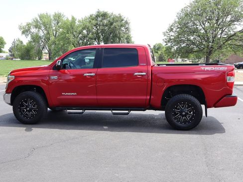 Used 2018 Toyota Tundra Limited w/ Limited Premium Package AWD/4WD image 9