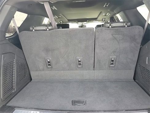 Certified 2021 GMC Yukon Denali image 6