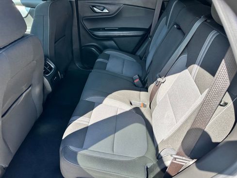 Used 2025 Chevrolet Blazer LT image 12