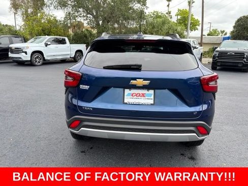 Used 2024 Chevrolet Trax LT w/ Driver Confidence Package FWD image 5