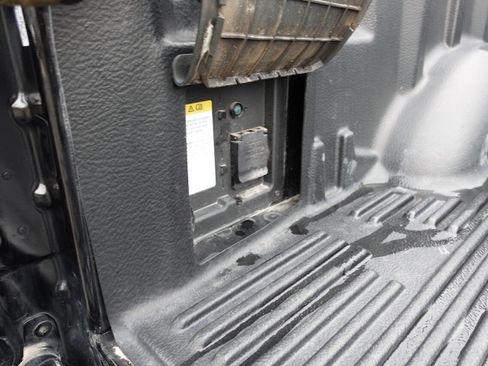 Used 2024 Ford F150 Lariat image 29