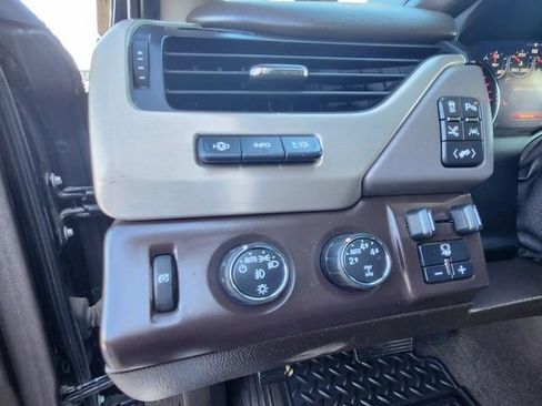 Used 2016 GMC Yukon XL Denali w/ Open Road Package image 11