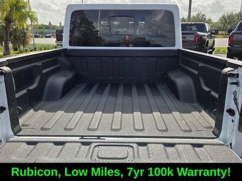 Certified 2025 Jeep Gladiator Rubicon w/ Safety Group AWD/4WD image 7