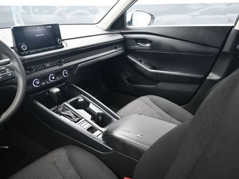 Used 2023 Honda Accord LX image 10