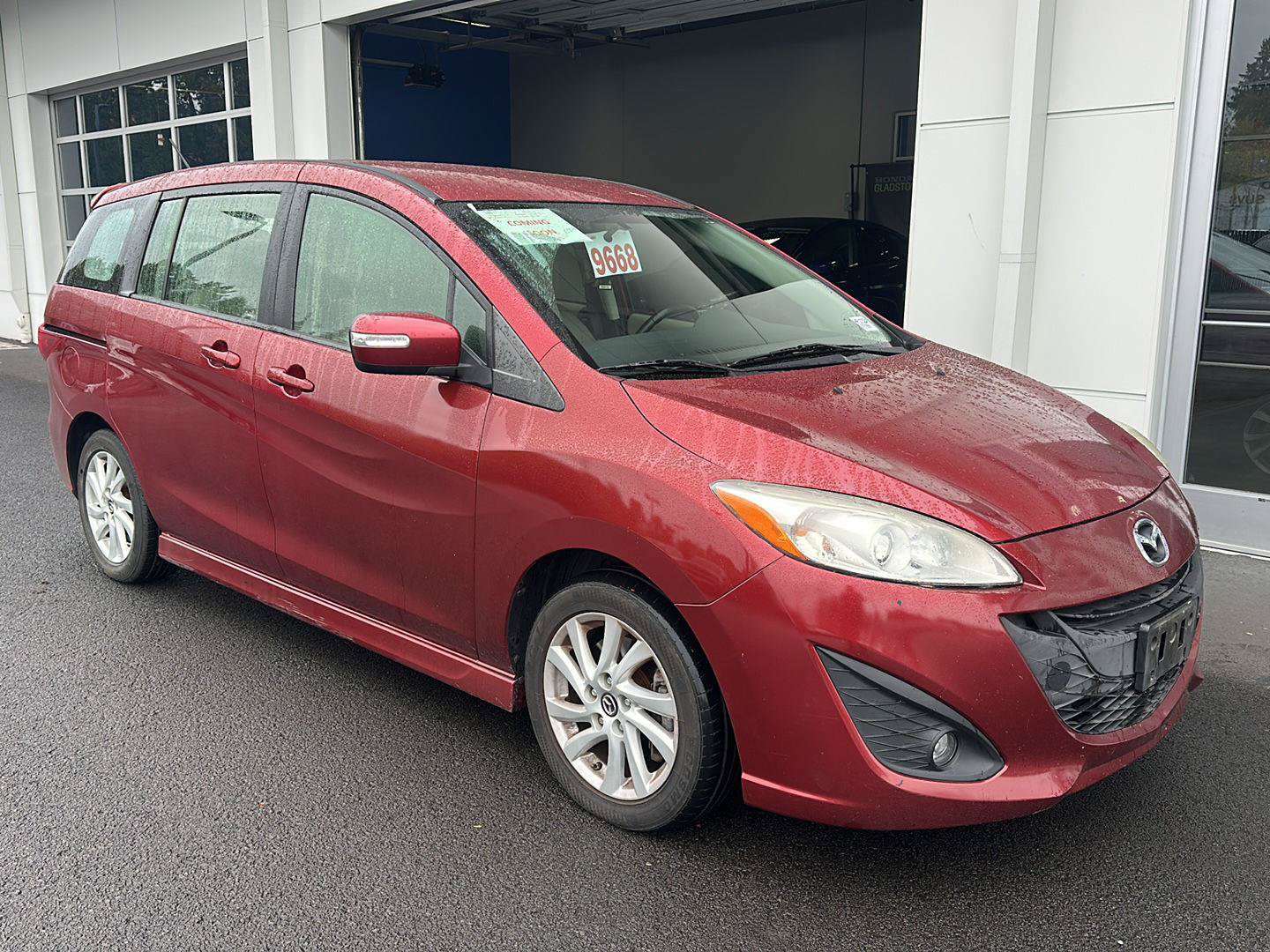 Used 2014 MAZDA MAZDA5 Touring FWD image 5