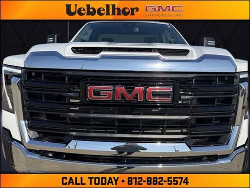 New 2026 GMC Sierra 2500 Pro w/ Convenience Package AWD/4WD image 9
