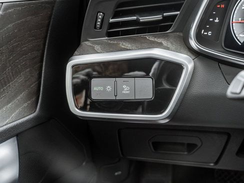Used 2023 Audi A6 2.0T Premium image 18