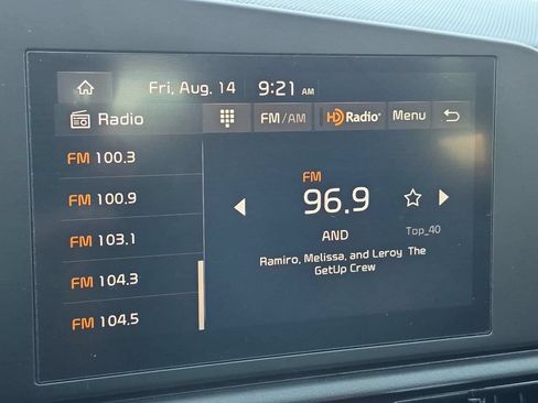 Used 2025 Kia Niro LX FWD image 18