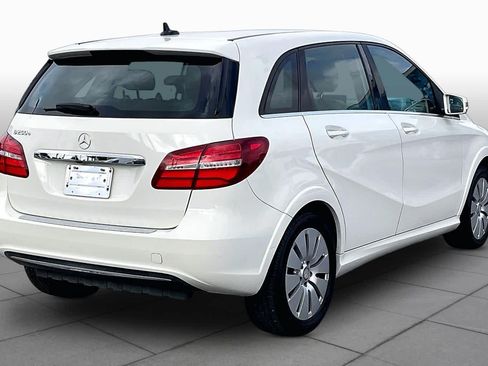 Used 2017 Mercedes-Benz B 250e image 11