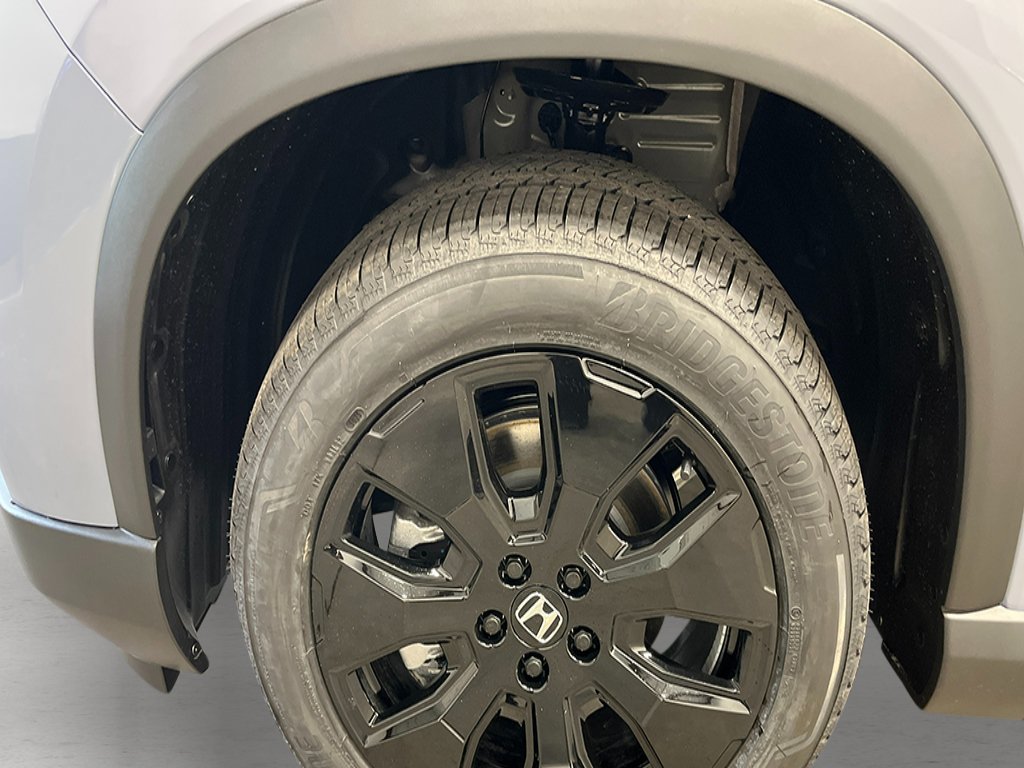 New 2026 Honda Pilot Black Edition image 10