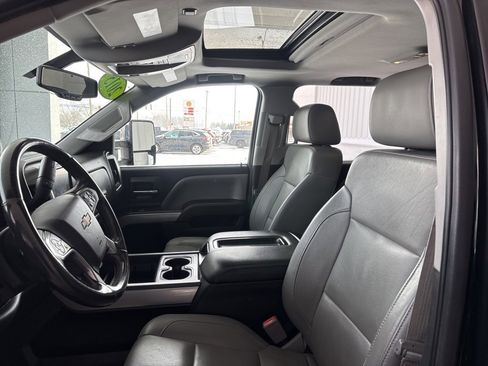 Used 2015 Chevrolet Silverado 2500 LTZ image 8