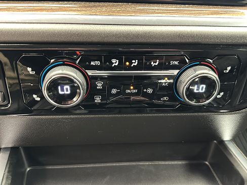 Used 2025 Chevrolet Silverado 1500 RST w/ Convenience Package II AWD/4WD image 21