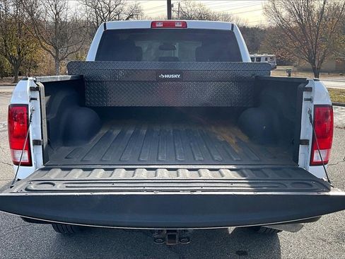 Used 2017 RAM 1500 Tradesman image 32