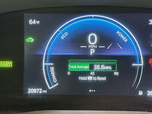 Used 2025 Toyota Camry LE image 13