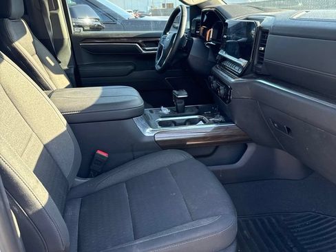 Used 2023 Chevrolet Silverado 1500 LT AWD/4WD image 7