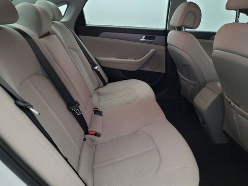 Used 2016 Hyundai Sonata SE image 19
