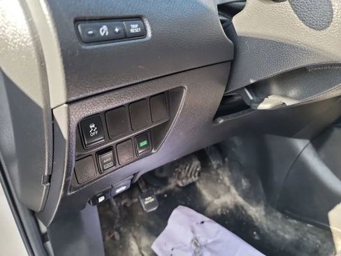 Used 2017 Nissan Rogue Sport S w/ S Appearance Package image 12