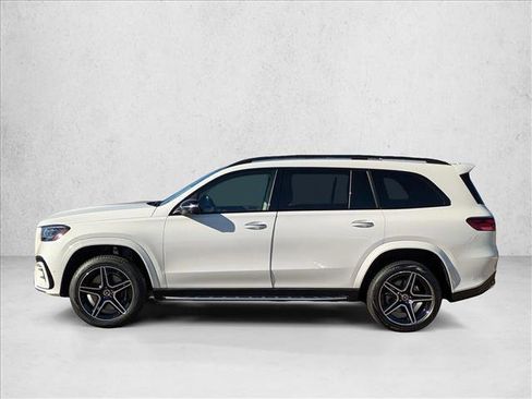 New 2026 Mercedes-Benz GLS 450 4MATIC image 10