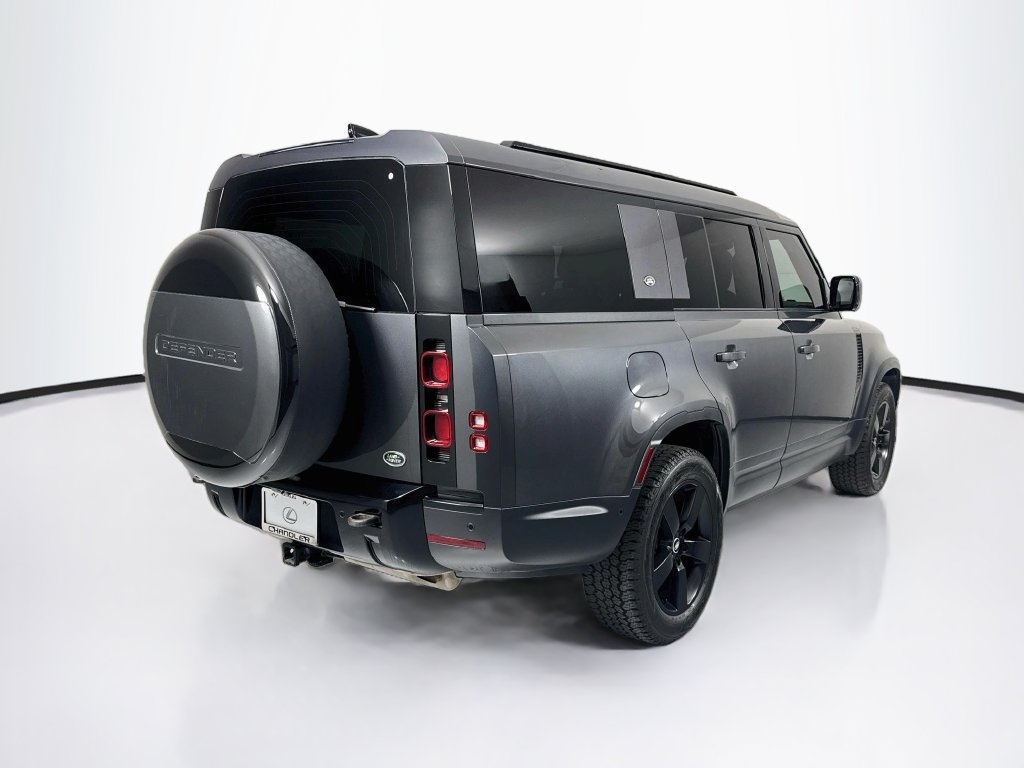 Used 2023 Land Rover Defender 130 First Edition AWD/4WD image 5